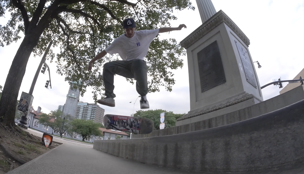 Spencer Brown dla Bones Bearings